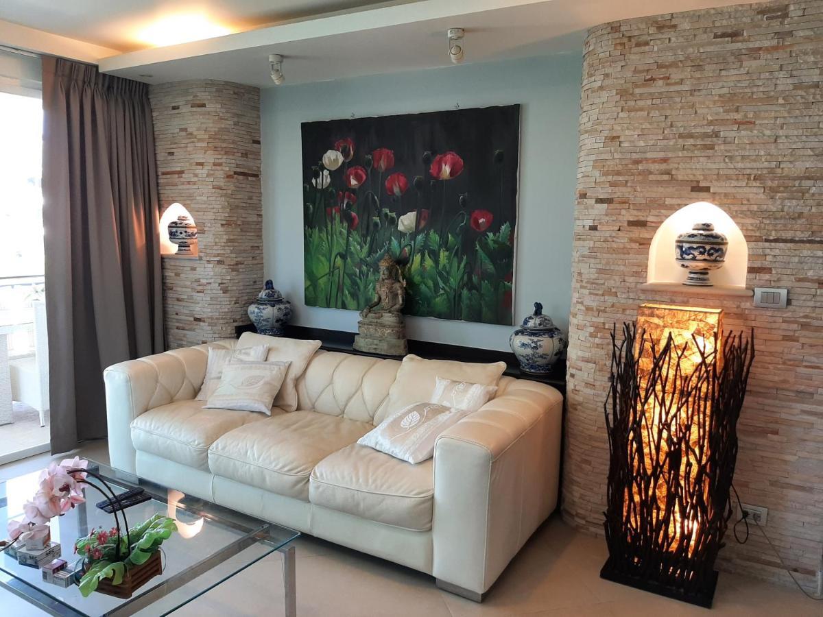 Karon Beach Apartment Sea View Екстер'єр фото