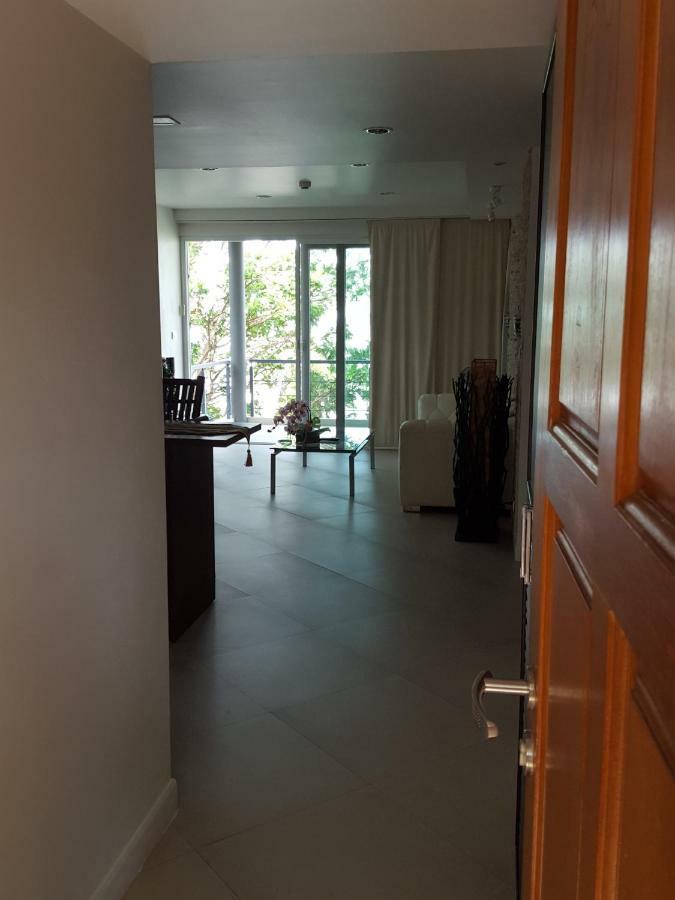 Karon Beach Apartment Sea View Екстер'єр фото