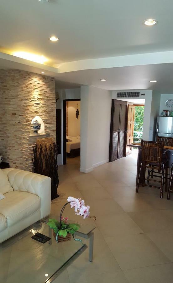 Karon Beach Apartment Sea View Екстер'єр фото